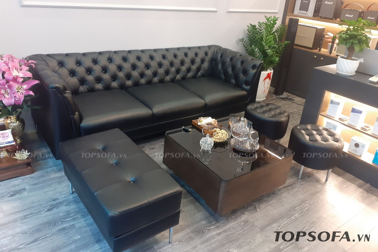 Kết hợp sofa văng với ghế đôn và bàn cà phê để có được một bộ sofa văng văn phòng hoàn hảo và lịch sự nhất. 