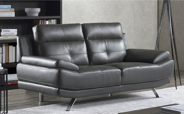 Sofa văng thường có thiết kế nhỏ gọn, linh hoạt, đơn giản phù hợp với không gian nhỏ và vừa