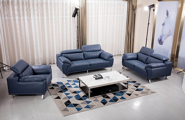 Ghế sofa da công nghiệp có giá rẻ hơn khá nhiều so với sofa da thật