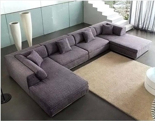 Mẫu sofa màu tím mệnh Hỏa, với thiết kế vải trơn hiện đại, màu sắc vừa tinh tế vừa dễ nhìn, phù hợp với bất kỳ không gian nào.