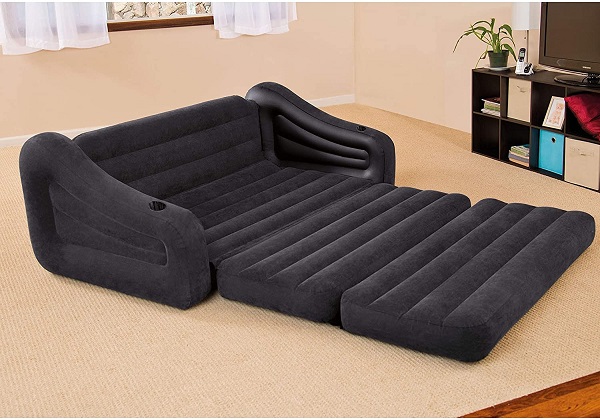 Sofa văng giường kéo có sự biến hóa về hình dáng nhưng cần nhiều diện tích khi mở ra hơn sofa giường băng dài