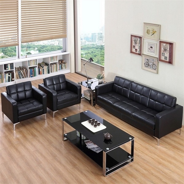 Kết hợp sofa văng với sofa đơn và bàn cà phê để có một không gian tiếp khách tiện nghi và lịch sự nhất.