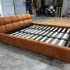 Giường ngủ vải da lộn mã TS625
