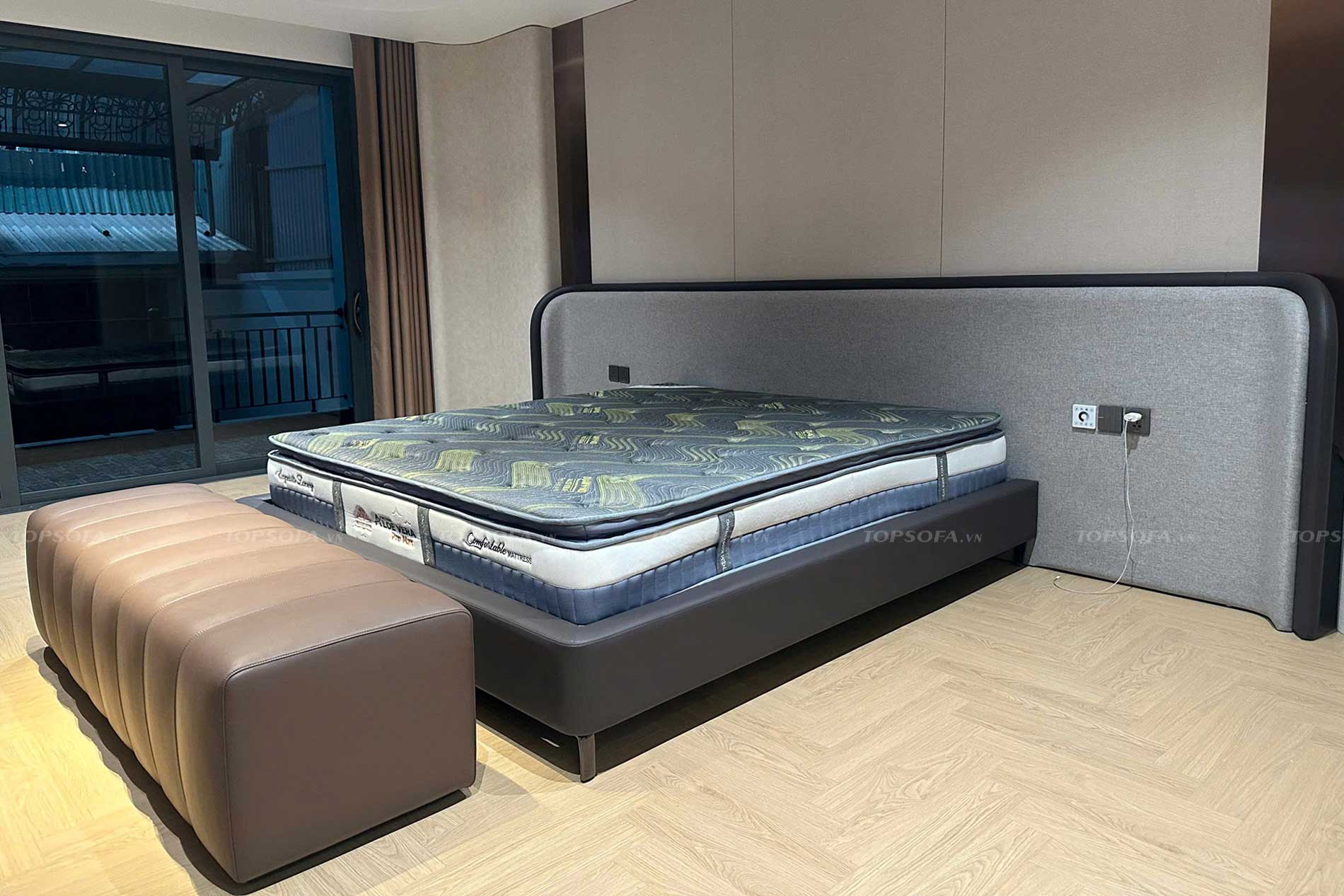 Giường ngủ cao cấp luxury TS670