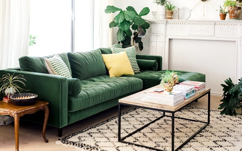 Lớp vải nhung êm mượt cùng màu xanh lá cây đậm mát mắt, những đường bọc đệm kẻ ô tinh tế của mẫu sofa góc này chắc chắn sẽ đem đến cho bạn một không gian tiếp khách, nghỉ dưỡng tuyệt vời nhất trong phòng khách nhỏ